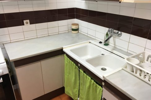 151-2022-10-cocina-piso-centro-barcelona