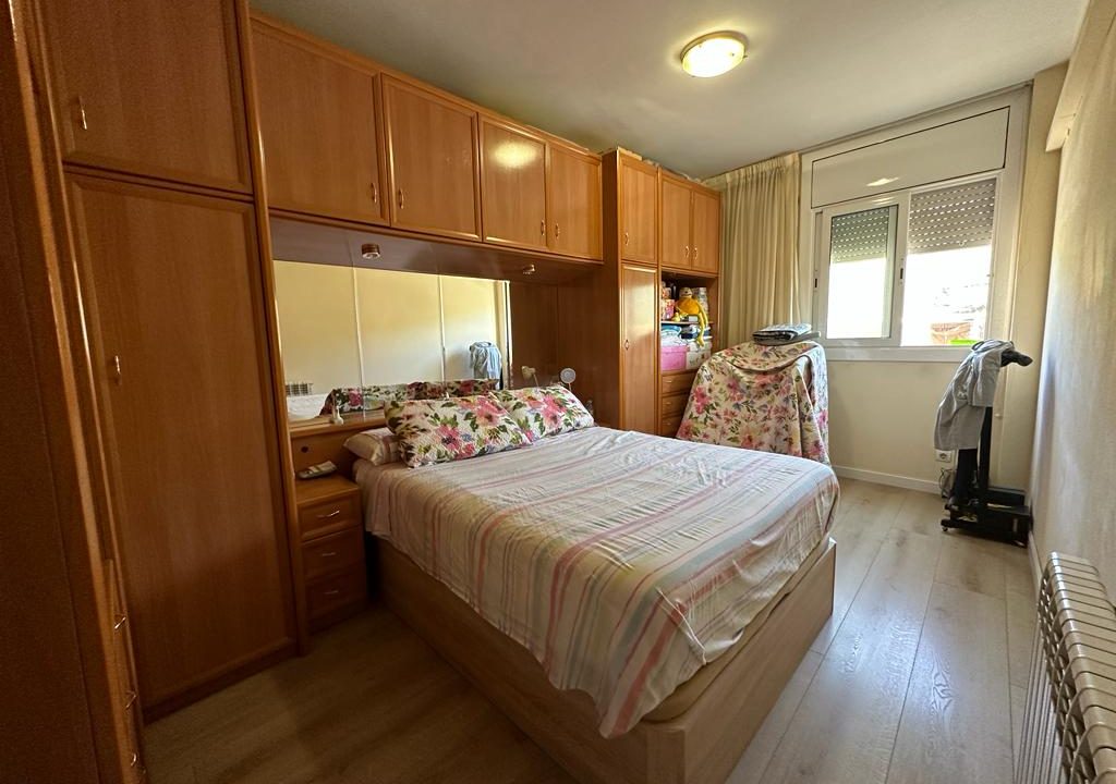 173-2023 habitacion piso venta meridiana
